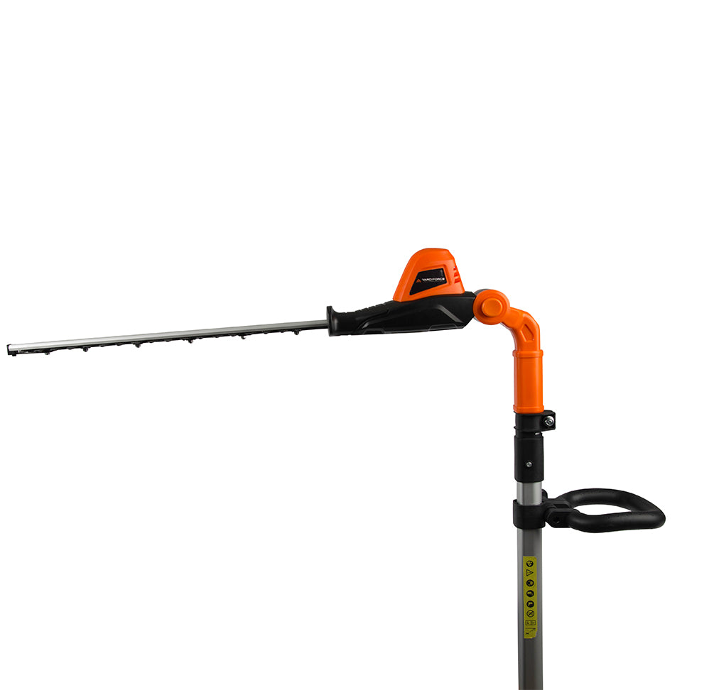 Taille-haies sur perche Yard Force LH C41A : tête de coupe inclinée.