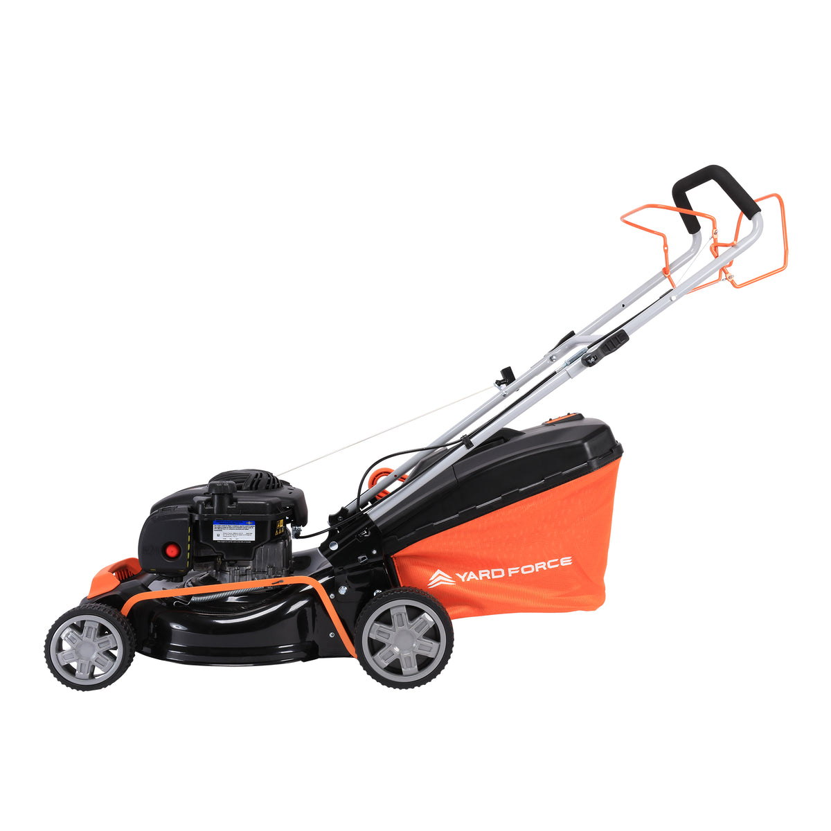 Tondeuse thermique autotractée Yard Force GM B46CK : vue avant en perspective.